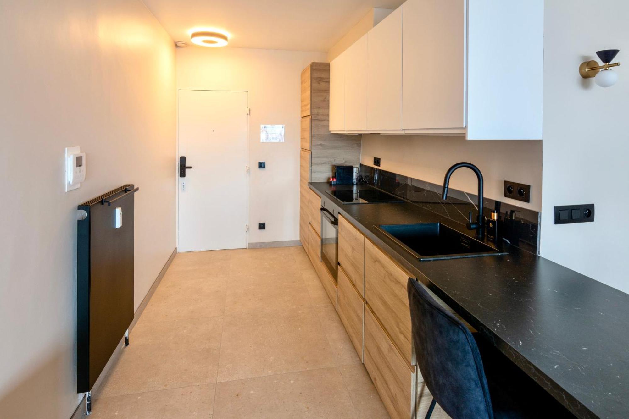 Studio By Aimee - 20M From The Beach & In City Centre! أوستيند المظهر الخارجي الصورة